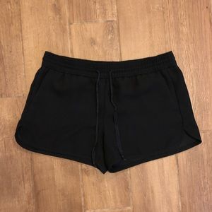 Banana Republic - Tie Waist Crepe Shorts